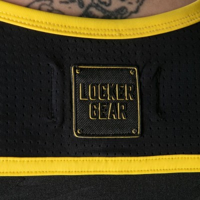 LOCKER GEAR - REGATA AMARELA COM ACESSO MILITAR COMPLETO S - D-246686 - Dona Pimenta