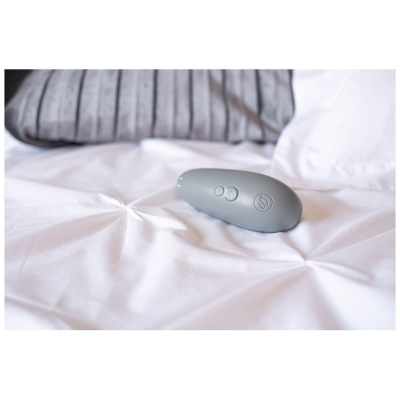 WOMANIZER - STARLET 3 CLITORAL STIMULATOR GREY - D-235666 - Dona Pimenta