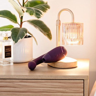 WOMANIZER - DUO NEXT Estimulador Duplo de Clitóris e Ponto G Roxo Escuro - D-245098 - Dona Pimenta