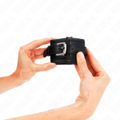 KINK - RETENÇÕES DE PULSO COM FIVELA DE RHINESTONE PRETO AJUSTÁVEIS 25-32 CM X 5,5 CM - D-241063 - Dona Pimenta