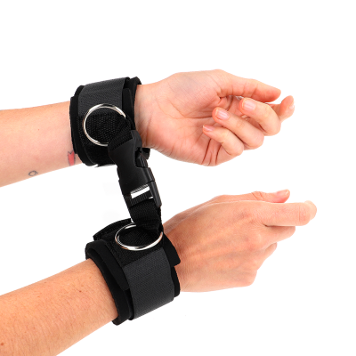 KINK - RETENÇÕES DE PULSO NEOPRENE HOOK&LOOP FASTENER PRETO AJUSTÁVEIS 22-34 CM - D-241102 - Dona Pimenta