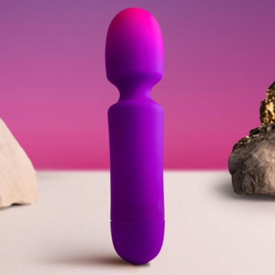 ROCKS-OFF - GLO-GIRL VIBRADOR WAND MINI ROXO - D-244039 - Dona Pimenta