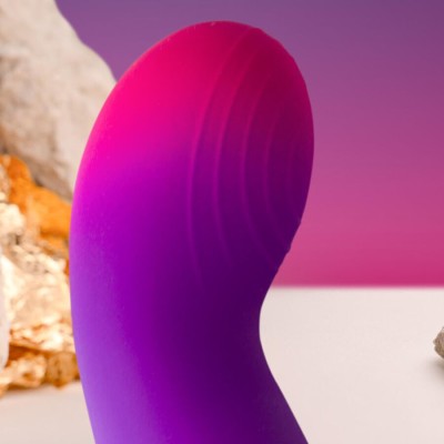 ROCKS-OFF - GLOW GIRL VIBE VIBRADOR DISCRETO ROXO PARA PONTO G - D-244040 - Dona Pimenta