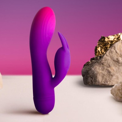 ROCKS-OFF - VIBRADOR GLO-GIRL PURPLE RABBIT - D-244038 - Dona Pimenta