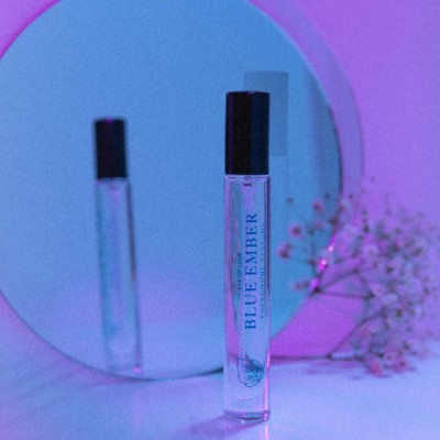 EYE OF LOVE - BLOOM MALE INDICA PARFUM BLUE EMBER 10 ML - D- 244107 - Dona Pimenta