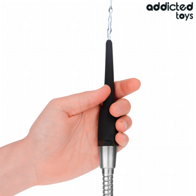 ADDICTED TOYS - LIMPADOR ANAL COM ADAPTADOR UNIVERSAL MODELO 1 - D-244426 - Dona Pimenta
