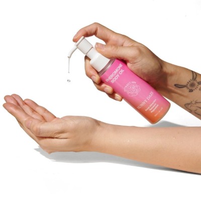 EYE OF LOVE - ÓLEO CORPORAL BLOOM COM FEROMONAS SUNNY DAZE 120 ML - D-244751 - Dona Pimenta